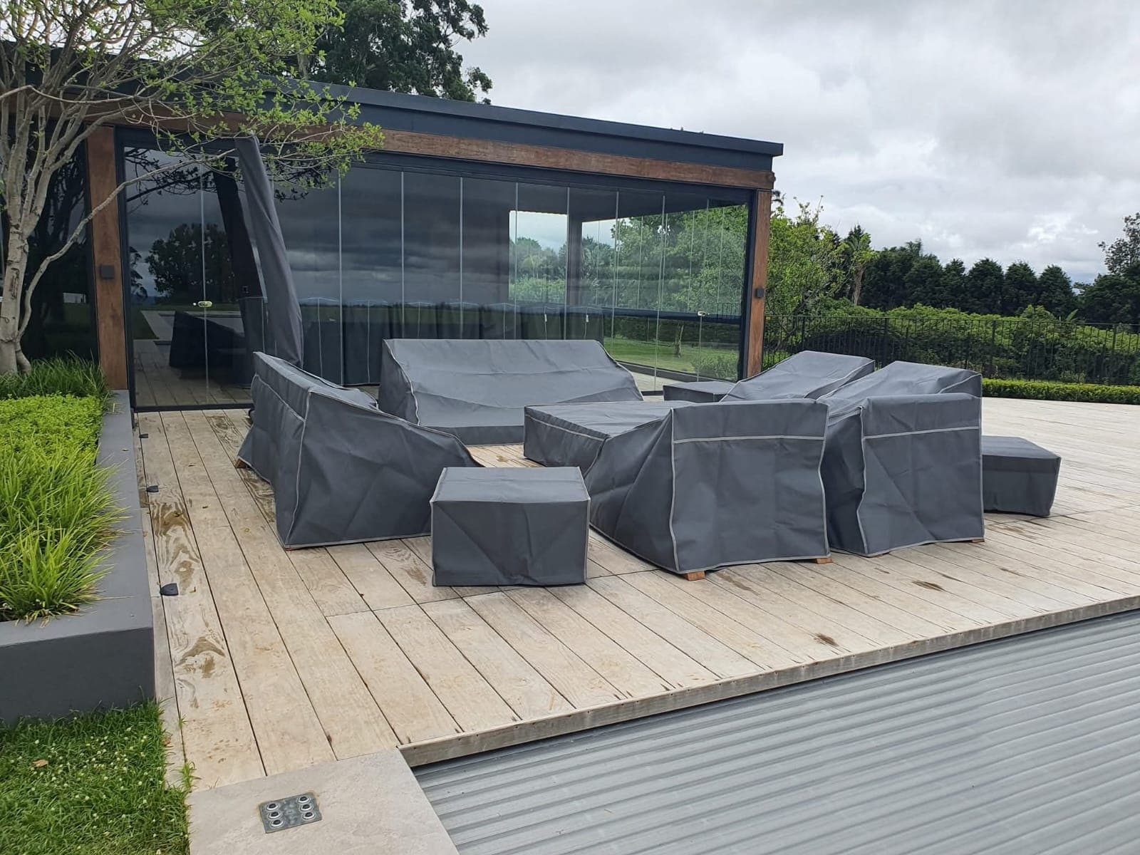 Outdoor furniture cover