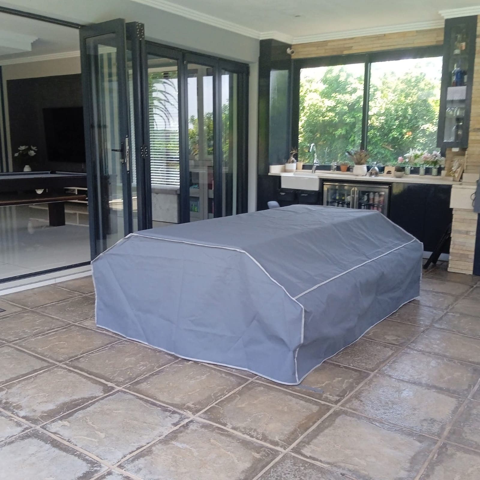 Custom braai cover